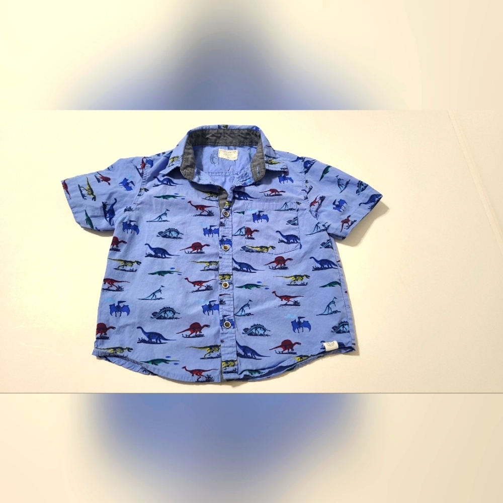 Free Planet boys Dino short sleeve Button Down, Size 5